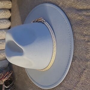 Cowgirl Hat (NEW)